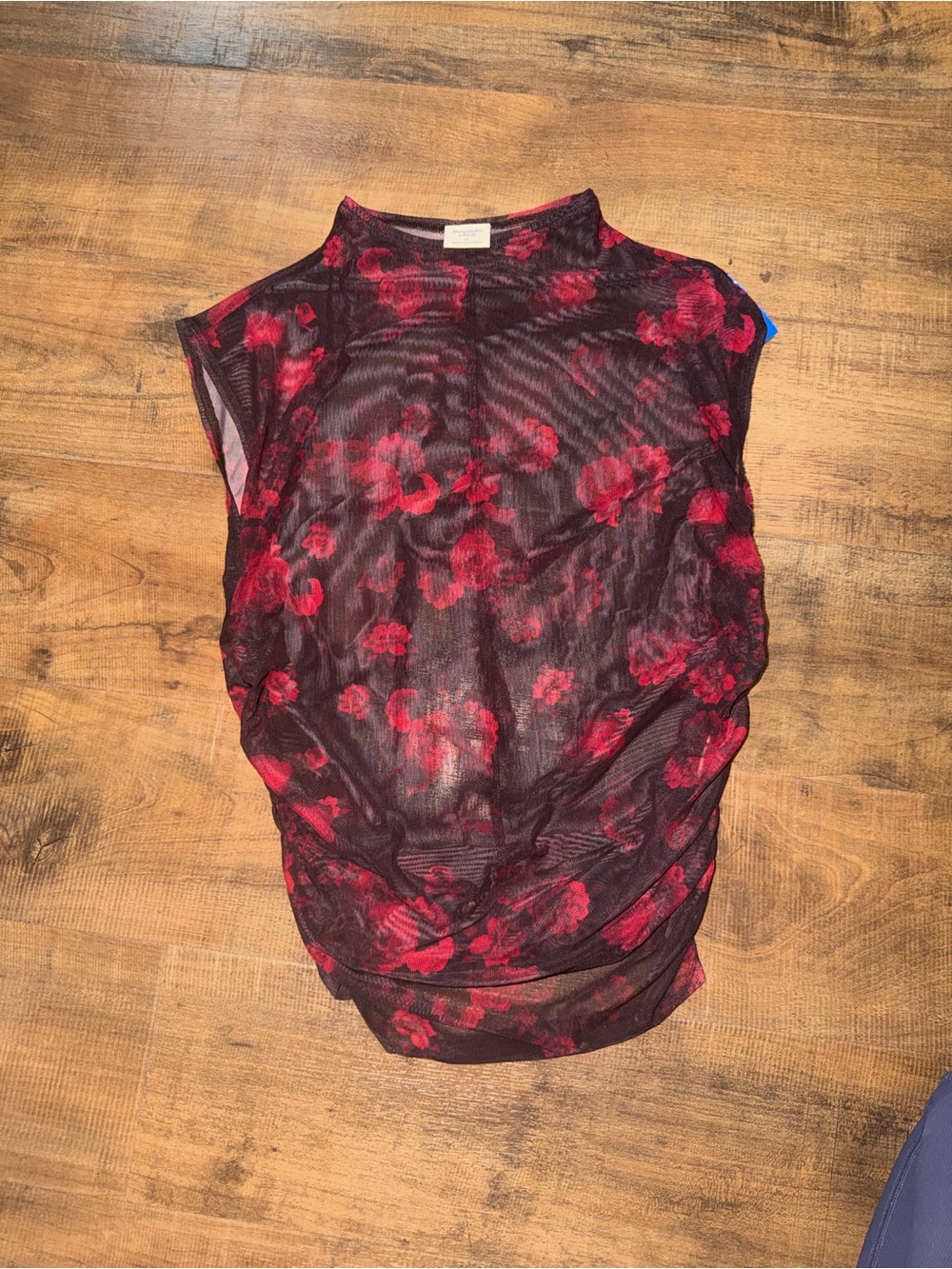Abercrombie & Fitch Top
